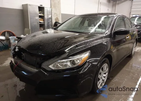 2016 Nissan Altima 2.5/2.5 S/2.5 Sl/2.5 Sr/2.5 Sv z USA, uszkodzony, nr VIN 1N4AL3AP6GC253590